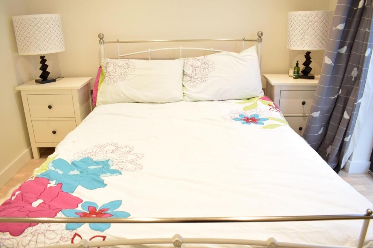 Bright 1 Bedroom Flat In North London With Balcony Екстер'єр фото